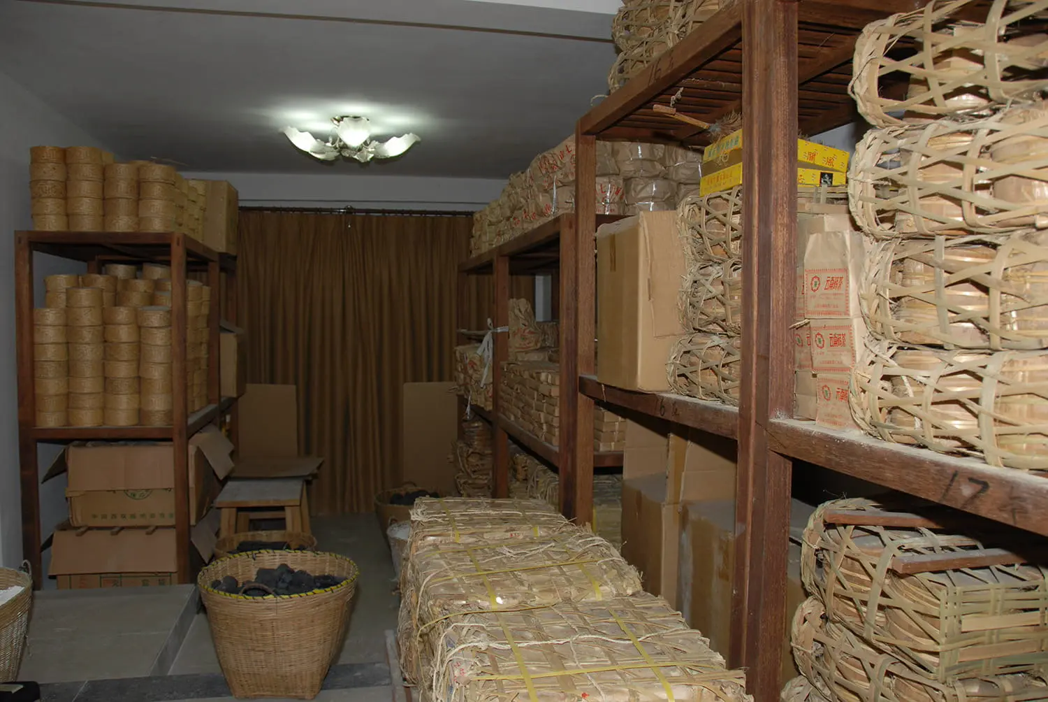 石家庄干仓普洱茶仓库展示