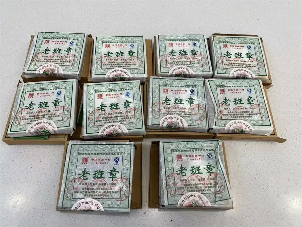 石家庄回收陈升号普洱茶2011年生茶熟茶